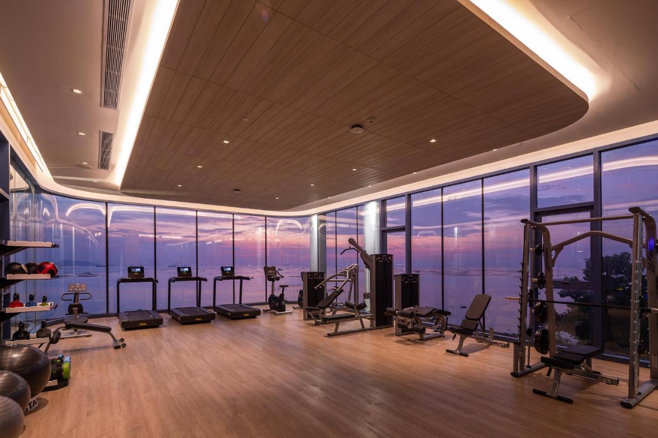 S Sriracha Hotel & Residence Си Рача Екстериор снимка