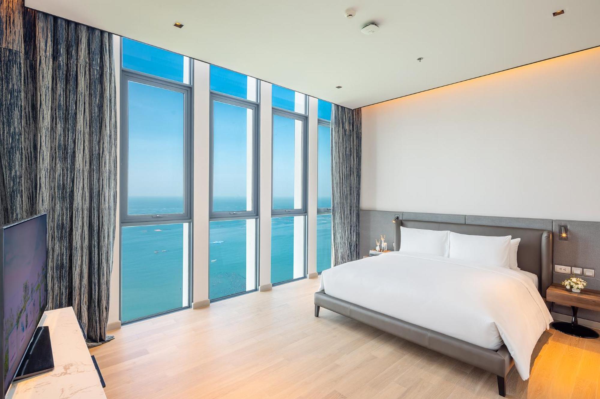 S Sriracha Hotel & Residence Си Рача Екстериор снимка