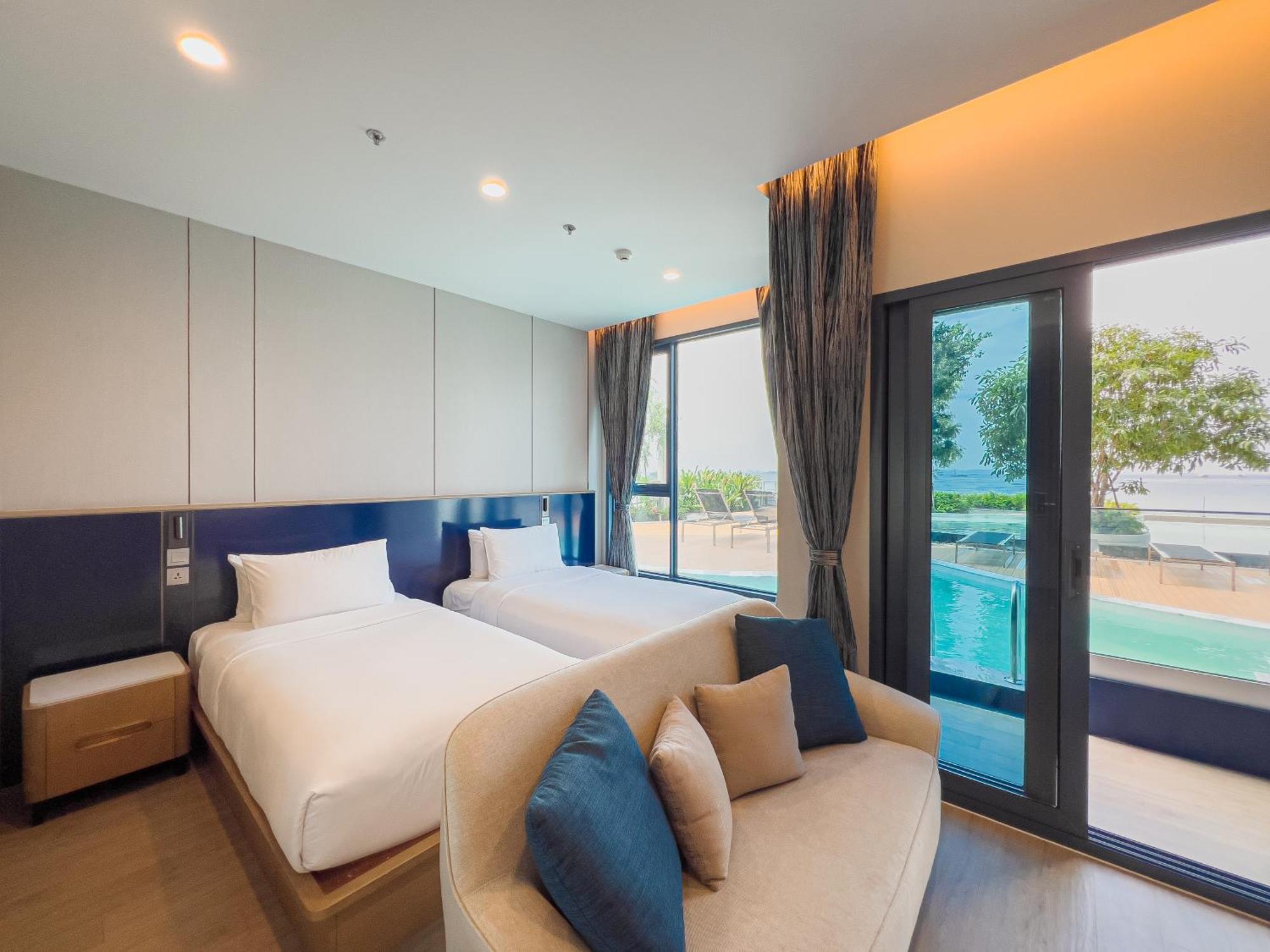 S Sriracha Hotel & Residence Си Рача Екстериор снимка