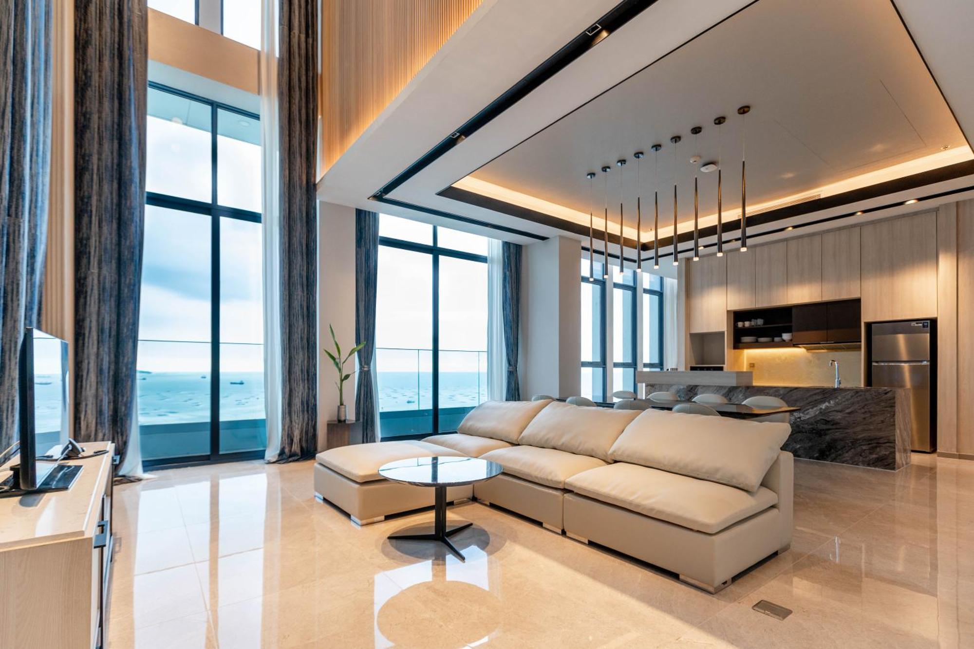S Sriracha Hotel & Residence Си Рача Екстериор снимка